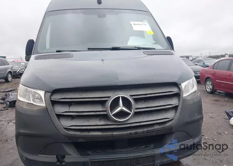 2019 Mercedes-Benz Sprinter 2500 Standard Roof V6 z USA, uszkodzony, nr VIN WD4PF0CD8KP079770